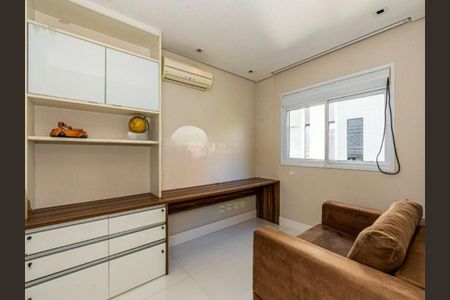 Apartamento à venda com 210m², 3 quartos e 3 vagas