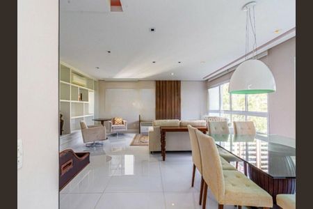 Apartamento à venda com 210m², 3 quartos e 3 vagas