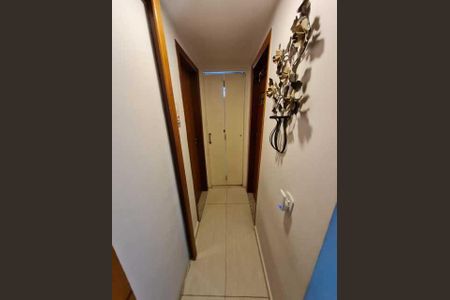 Apartamento à venda com 77m², 2 quartos e 1 vaga