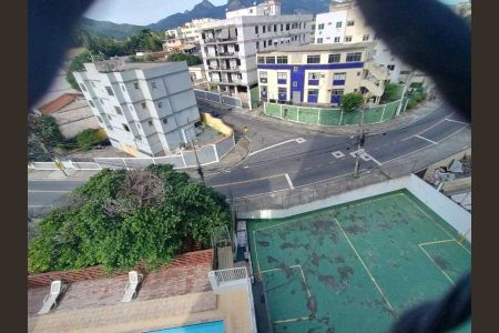 Apartamento à venda com 77m², 2 quartos e 1 vaga