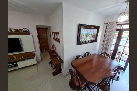 Apartamento à venda com 77m², 2 quartos e 1 vaga