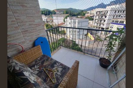 Apartamento à venda com 77m², 2 quartos e 1 vaga
