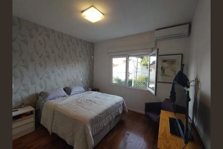 Casa à venda com 130m², 2 quartos e 1 vaga