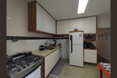 Casa à venda com 130m², 2 quartos e 1 vaga