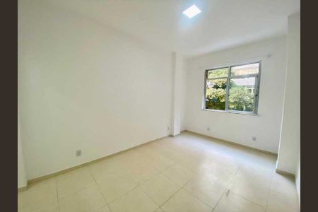 Apartamento à venda com 68m², 3 quartos e sem vaga