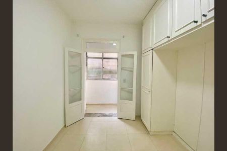 Apartamento à venda com 68m², 3 quartos e sem vaga