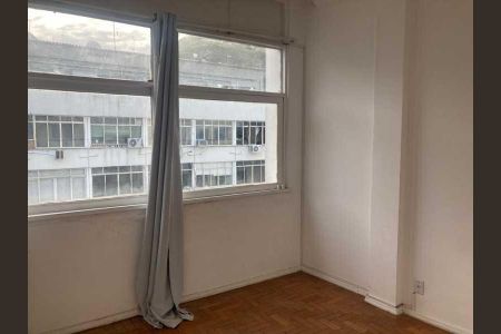 Apartamento à venda com 75m², 2 quartos e sem vaga