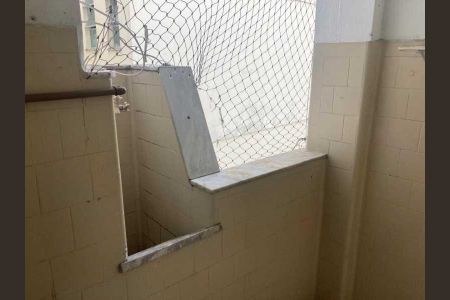 Apartamento à venda com 75m², 2 quartos e sem vaga