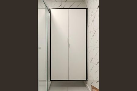 Studio para alugar com 36m², 1 quarto e sem vaga Studio para alugar com 36m², 1 quarto e sem vagaBanheiro