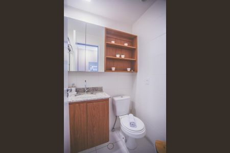 Studio para alugar com 24m², 1 quarto e sem vaga Studio para alugar com 24m², 1 quarto e sem vagaBanheiro