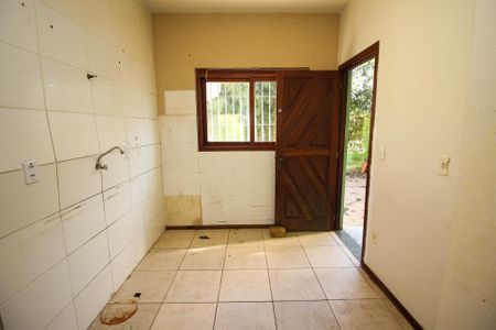 Casa à venda com 54m², 2 quartos e 2 vagas Casa à venda com 54m², 2 quartos e 2 vagasCozinha