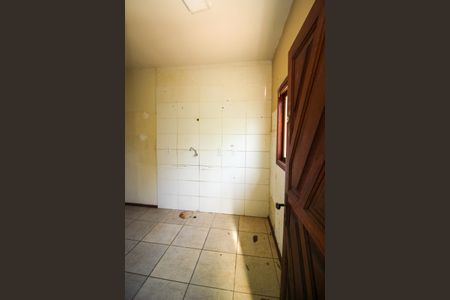 Casa à venda com 54m², 2 quartos e 2 vagas Casa à venda com 54m², 2 quartos e 2 vagasCozinha