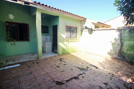 Casa à venda com 54m², 2 quartos e 2 vagas Casa à venda com 54m², 2 quartos e 2 vagasQuintal