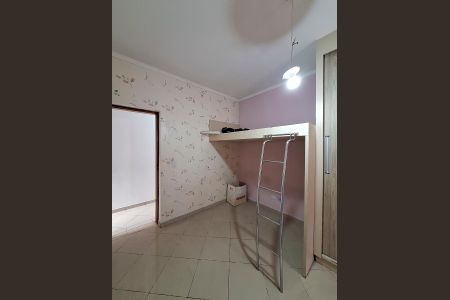 Casa à venda com 295m², 3 quartos e 6 vagasQuarto 2