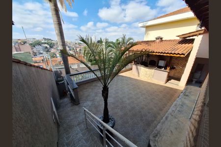 Casa à venda com 295m², 3 quartos e 6 vagasQuintal