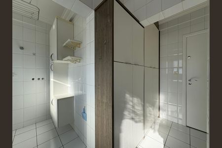 Apartamento à venda com 74m², 2 quartos e 2 vagas Apartamento à venda com 74m², 2 quartos e 2 vagasCozinha