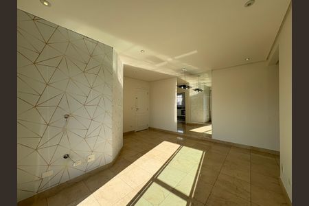 Apartamento à venda com 74m², 2 quartos e 2 vagas Apartamento à venda com 74m², 2 quartos e 2 vagasSala