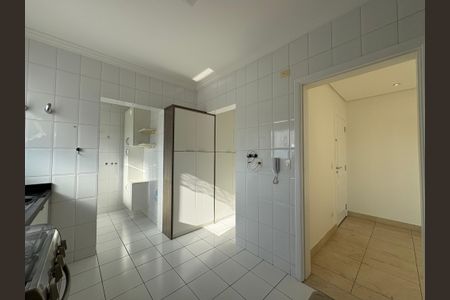 Apartamento à venda com 74m², 2 quartos e 2 vagas Apartamento à venda com 74m², 2 quartos e 2 vagasCozinha