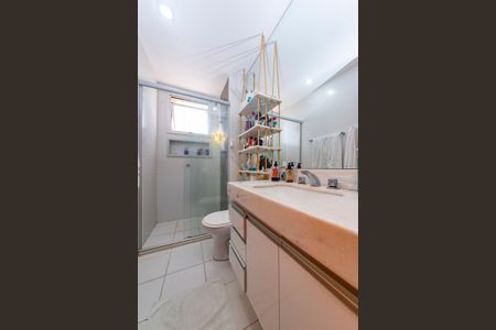 Apartamento à venda com 126m², 3 quartos e 3 vagas Apartamento à venda com 126m², 3 quartos e 3 vagasBanheiro da Suíte
