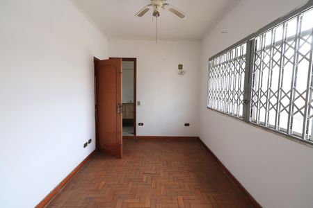 Casa à venda com 319m², 5 quartos e 5 vagasQuarto 3 - Suíte