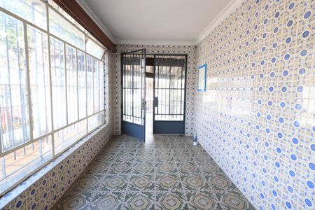 Casa à venda com 319m², 5 quartos e 5 vagasEntrada