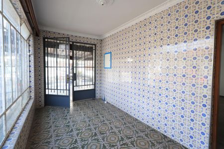 Casa à venda com 319m², 5 quartos e 5 vagasEntrada