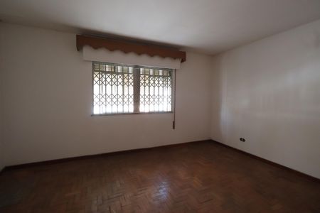 Casa à venda com 319m², 5 quartos e 5 vagasQuarto 1