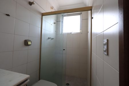 Casa à venda com 319m², 5 quartos e 5 vagasBanheiro da Suíte 1