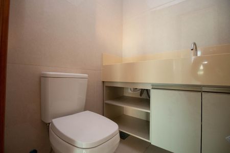 Apartamento para alugar com 162m², 4 quartos e 3 vagas Apartamento para alugar com 162m², 4 quartos e 3 vagasLavabo