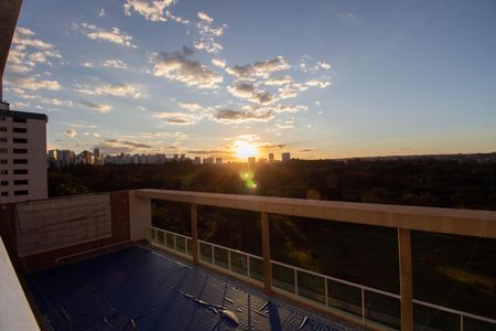 Apartamento para alugar com 162m², 4 quartos e 3 vagas Apartamento para alugar com 162m², 4 quartos e 3 vagasVista