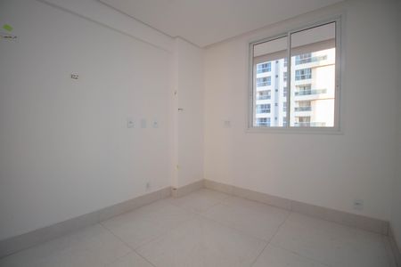 Apartamento para alugar com 162m², 4 quartos e 3 vagas Apartamento para alugar com 162m², 4 quartos e 3 vagasSuíte 3