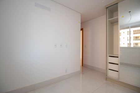 Apartamento para alugar com 162m², 4 quartos e 3 vagas Apartamento para alugar com 162m², 4 quartos e 3 vagasSuíte 3