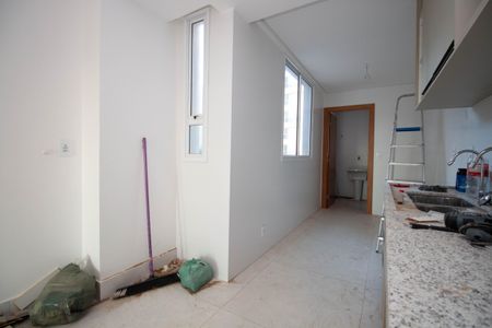 Apartamento para alugar com 162m², 4 quartos e 3 vagas Apartamento para alugar com 162m², 4 quartos e 3 vagasCozinha