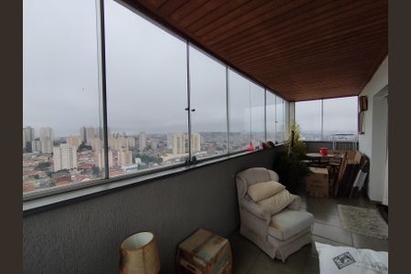 Apartamento para alugar com 134m², 3 quartos e 2 vagas Apartamento para alugar com 134m², 3 quartos e 2 vagasVista da Sacada