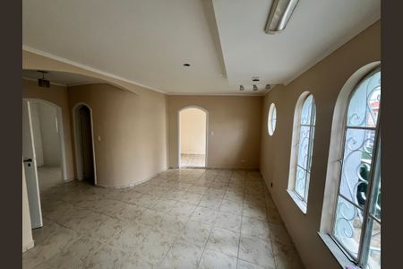 Casa à venda com 250m², 4 quartos e 3 vagasSala