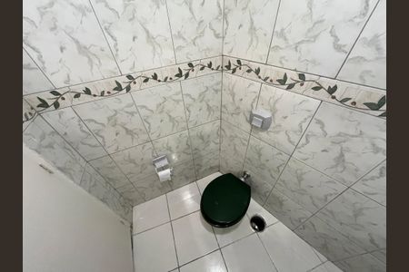 Casa à venda com 250m², 4 quartos e 3 vagasLavabo