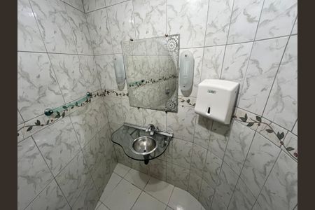 Casa à venda com 250m², 4 quartos e 3 vagasLavabo