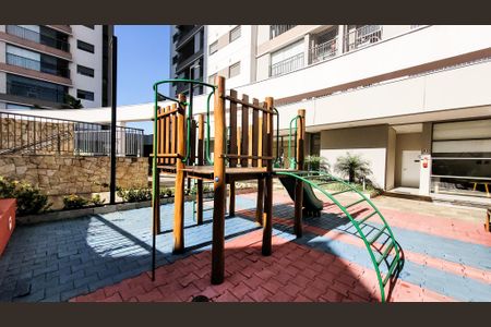 Apartamento à venda com 86m², 2 quartos e 2 vagasÁrea comum - Playground