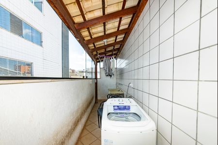 Apartamento à venda com 179m², 3 quartos e 3 vagas Apartamento à venda com 179m², 3 quartos e 3 vagasÁrea de Serviço