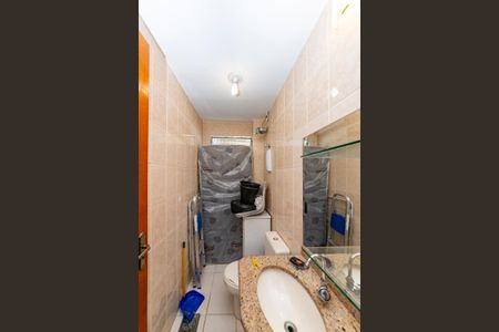 Apartamento à venda com 179m², 3 quartos e 3 vagas Apartamento à venda com 179m², 3 quartos e 3 vagasBanheiro Social 2