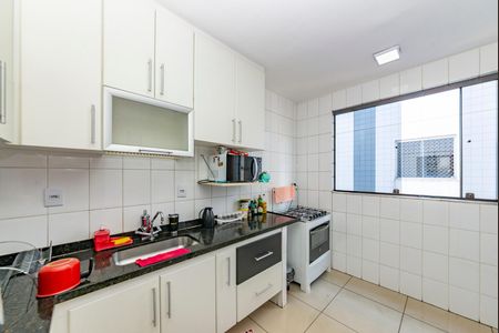 Apartamento à venda com 179m², 3 quartos e 3 vagas Apartamento à venda com 179m², 3 quartos e 3 vagasCozinha