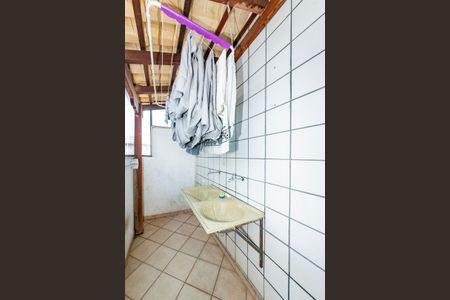 Apartamento à venda com 179m², 3 quartos e 3 vagas Apartamento à venda com 179m², 3 quartos e 3 vagasÁrea de Serviço