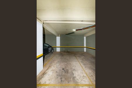 Apartamento à venda com 179m², 3 quartos e 3 vagas Apartamento à venda com 179m², 3 quartos e 3 vagasGaragem