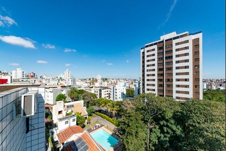 Apartamento à venda com 179m², 3 quartos e 3 vagas Apartamento à venda com 179m², 3 quartos e 3 vagasVaranda