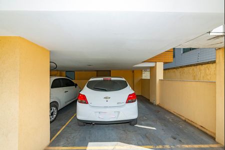 Apartamento à venda com 179m², 3 quartos e 3 vagas Apartamento à venda com 179m², 3 quartos e 3 vagasGaragem