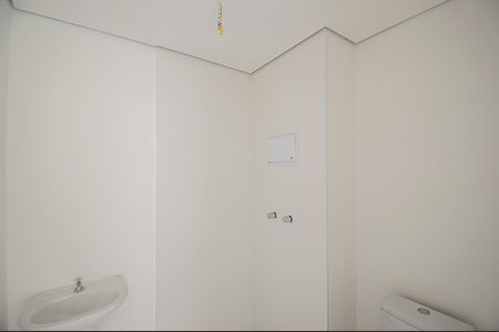 Apartamento à venda com 44m², 2 quartos e sem vaga Apartamento à venda com 44m², 2 quartos e sem vagaBanheiro