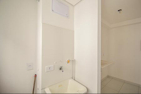 Apartamento à venda com 44m², 2 quartos e sem vaga Apartamento à venda com 44m², 2 quartos e sem vagaÁrea de Serviço