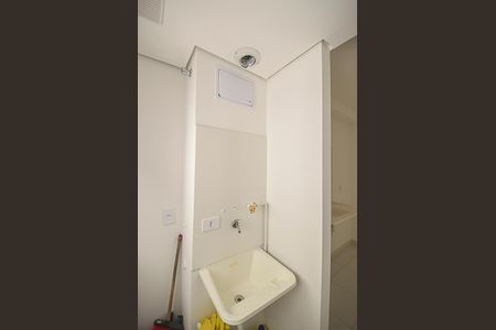 Apartamento à venda com 44m², 2 quartos e sem vaga Apartamento à venda com 44m², 2 quartos e sem vagaÁrea de Serviço