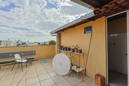 Apartamento à venda com 190m², 3 quartos e 2 vagasCobertura