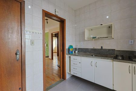 Apartamento à venda com 190m², 3 quartos e 2 vagasCozinha